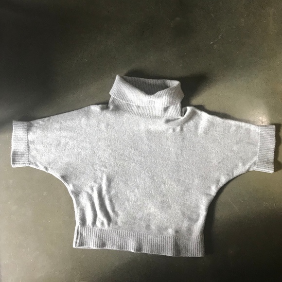 100% cashmere dolman sweater Sz M - Picture 1 of 3